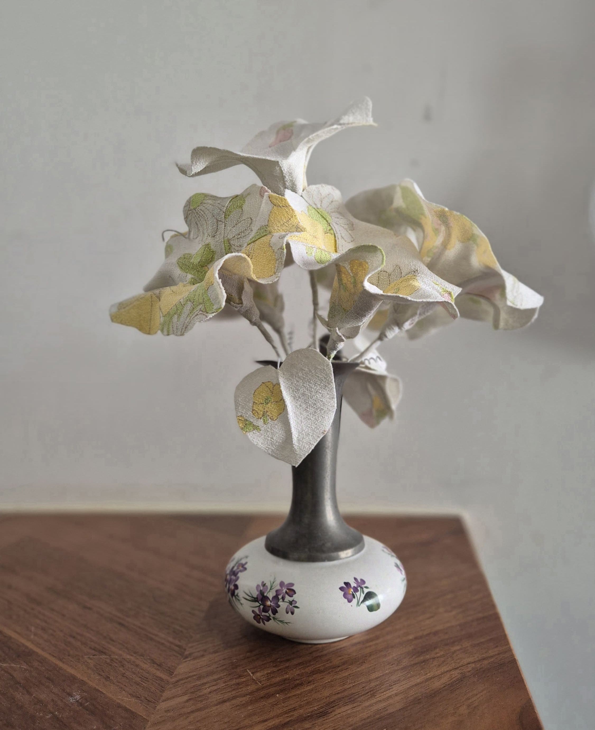 bouquet d'ipomee en serviette de table de la grand-mère